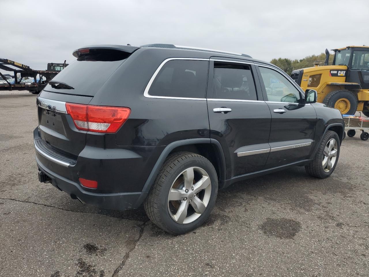 2012 Jeep Grand Cherokee - Image 3