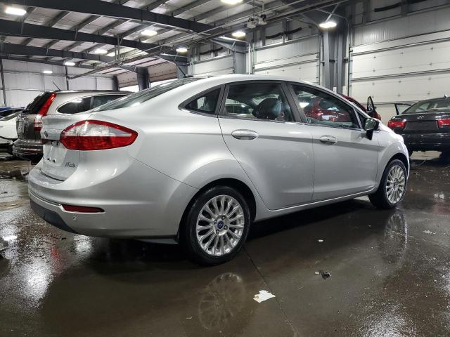  FORD FIESTA 2014 Silver