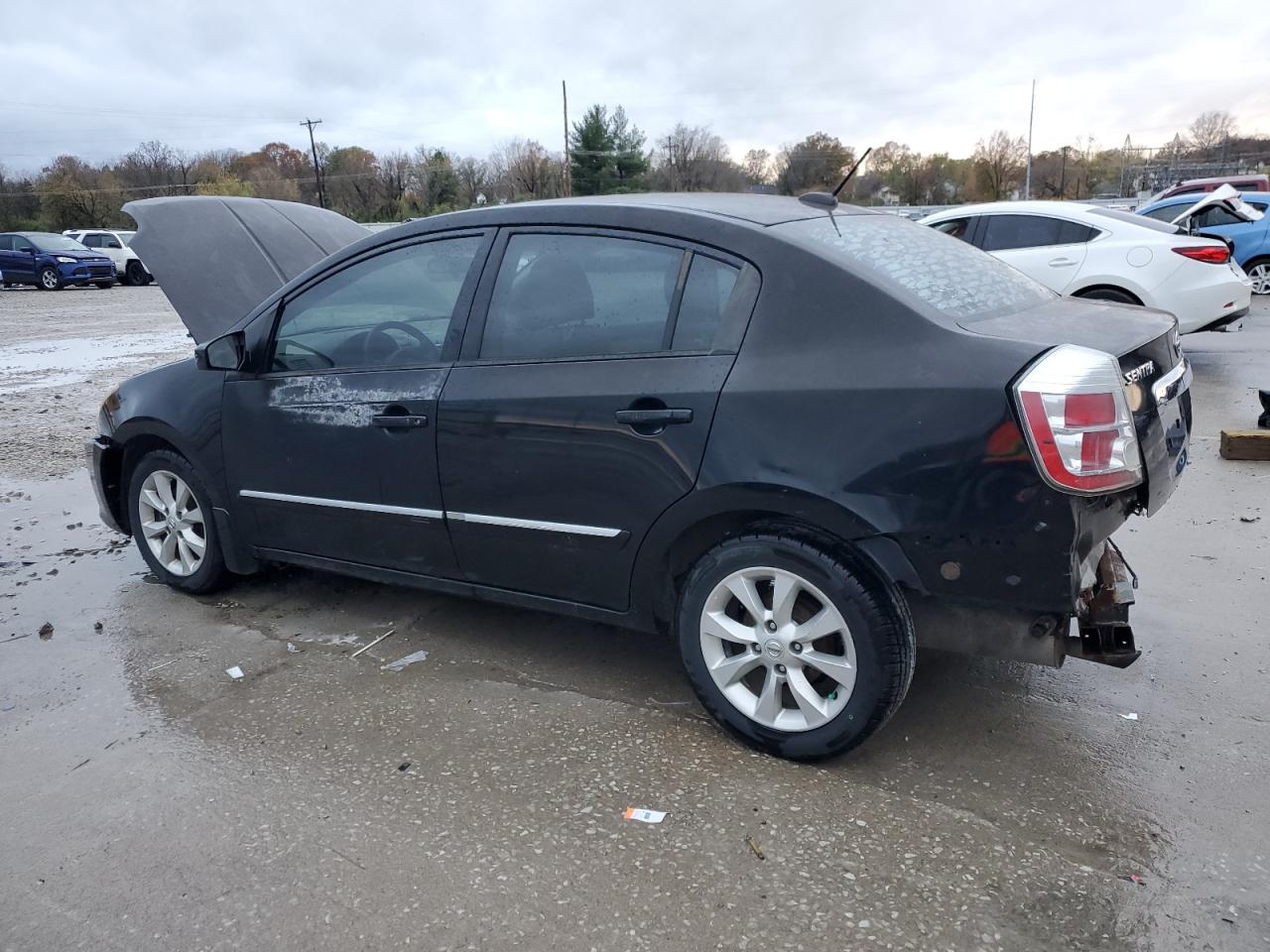 2010 Nissan Sentra - Image 2