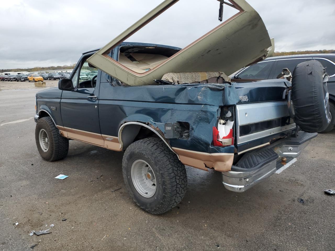 1994 Ford Bronco - Image 2