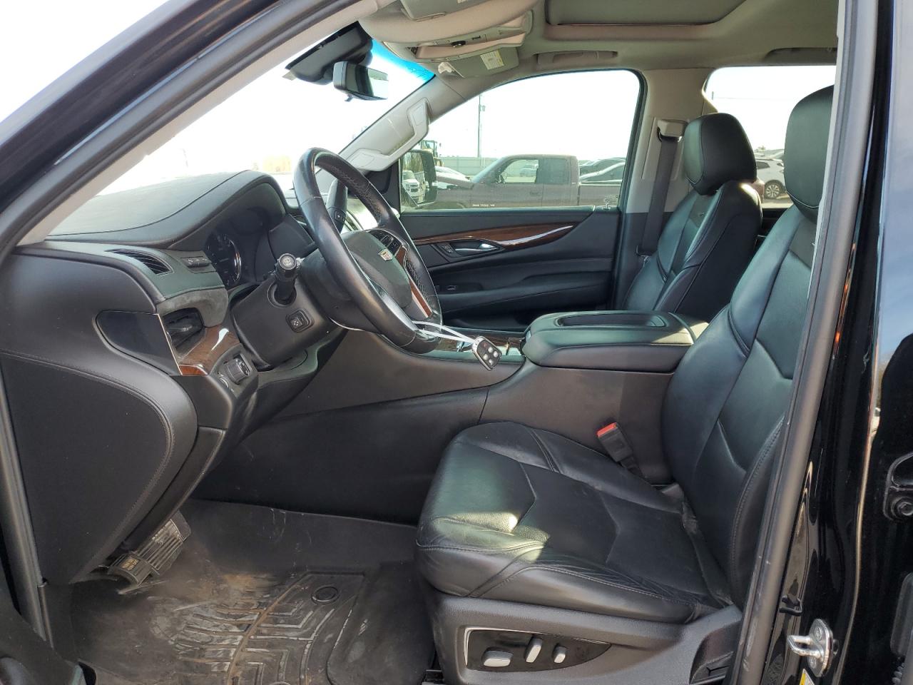 2018 Cadillac Escalade - Image 7