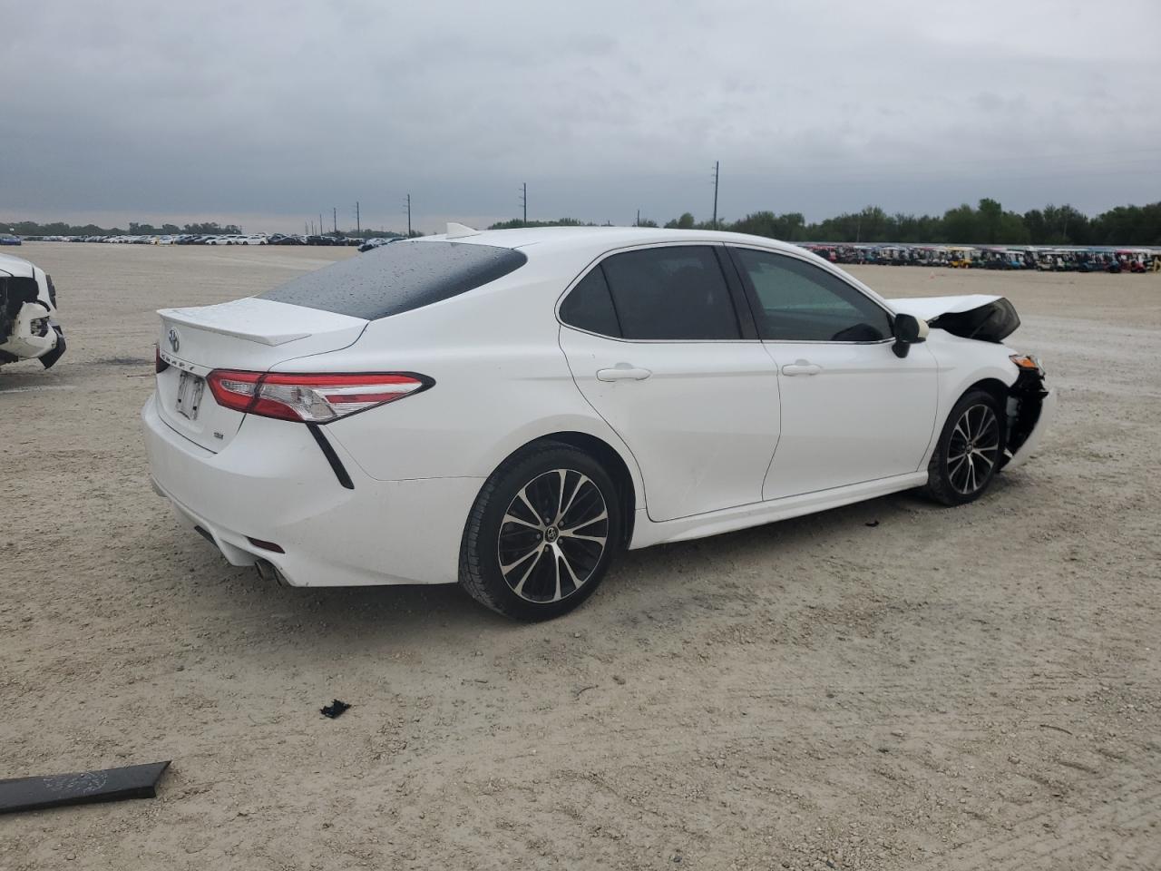 2020 Toyota Camry - Image 3