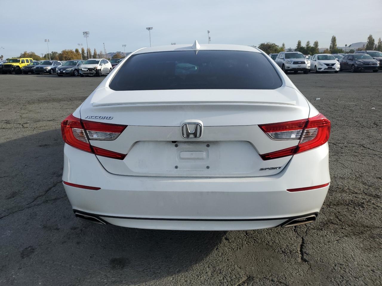 2018 Honda Accord Sport VIN: 1HGCV1F30JA215879 Lot: 79356594