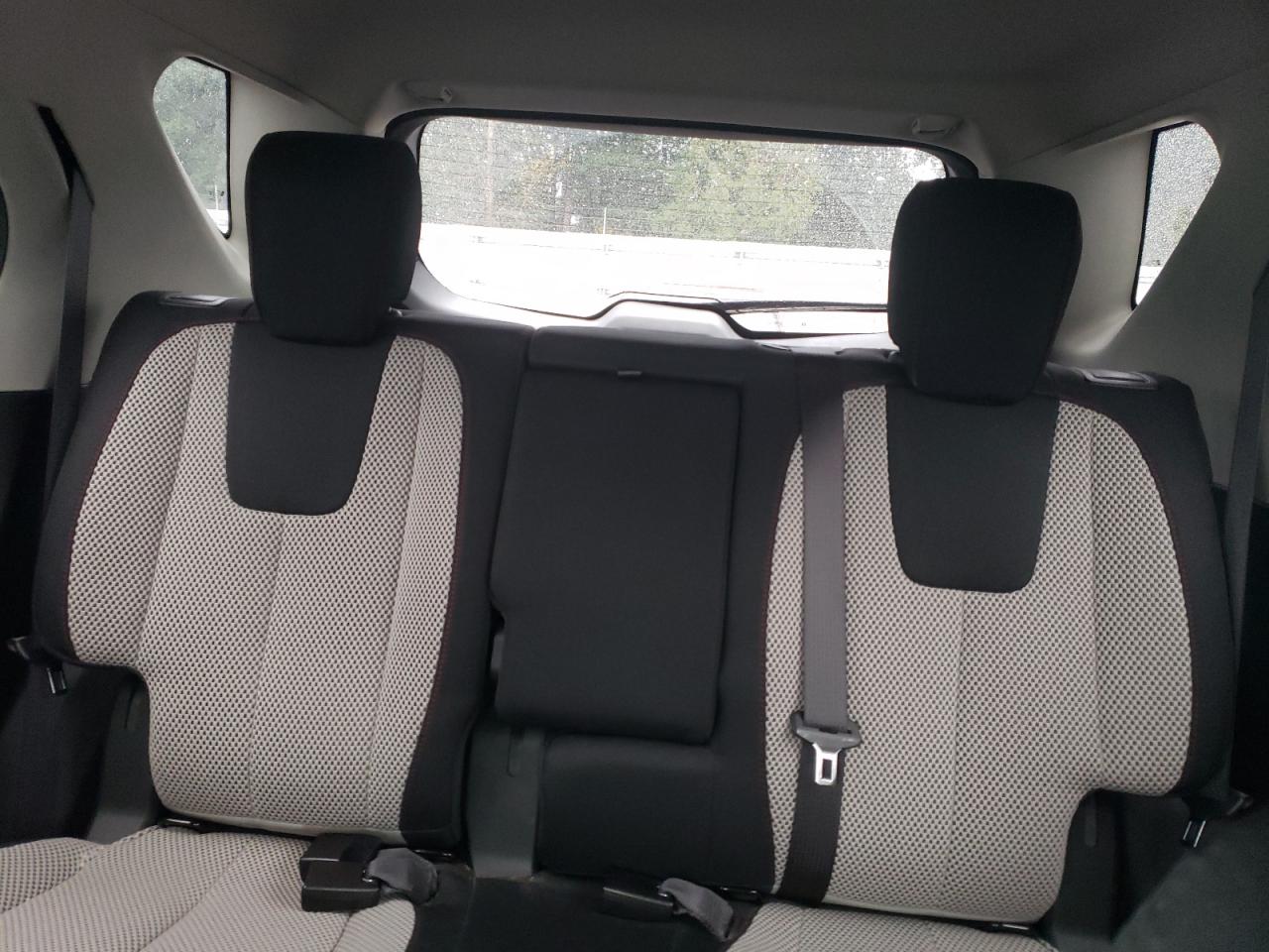2017 Chevrolet Equinox - Image 10