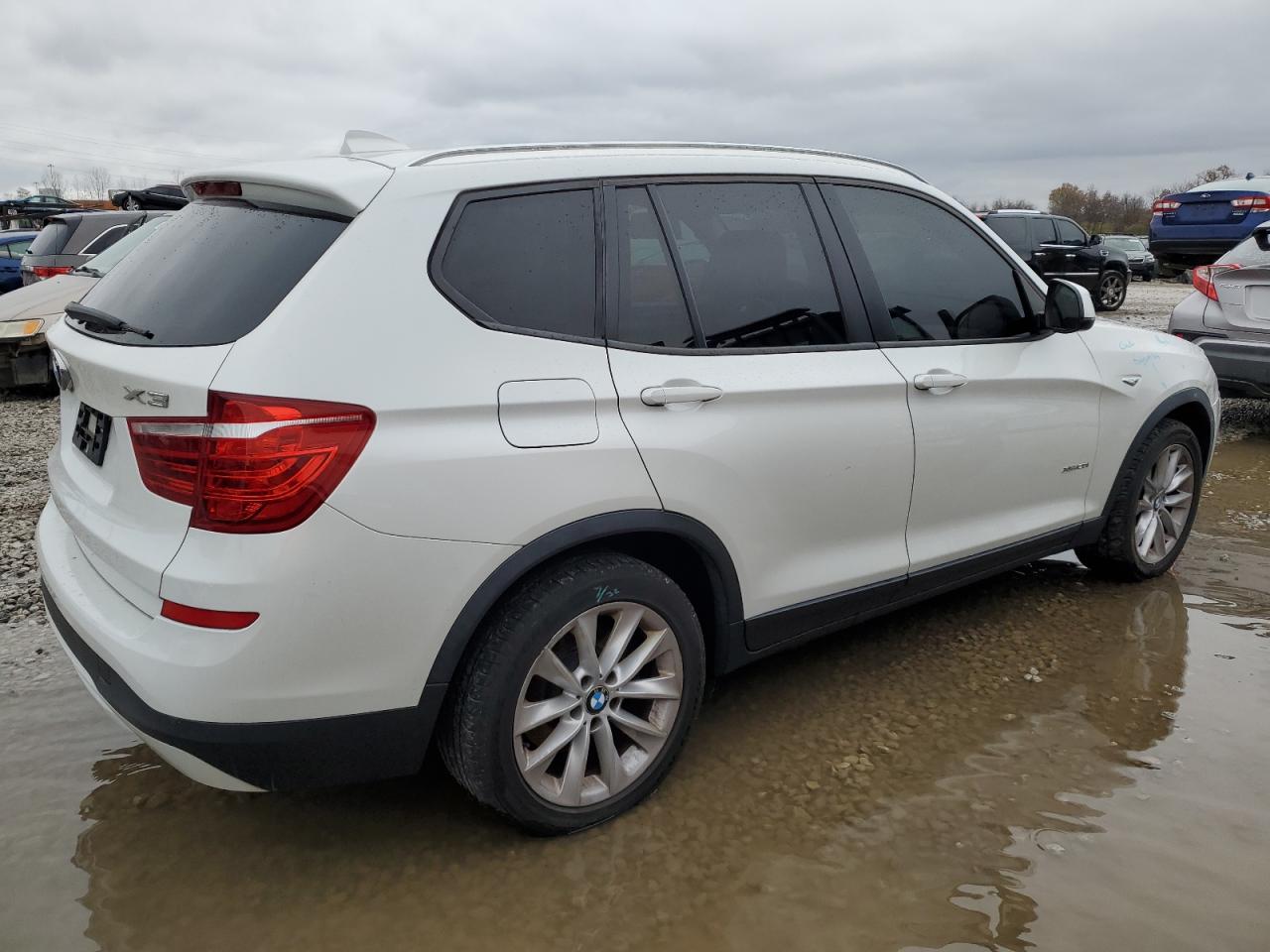 VIN 5UXWX9C5XG0D75911 2016 BMW X3 no.3