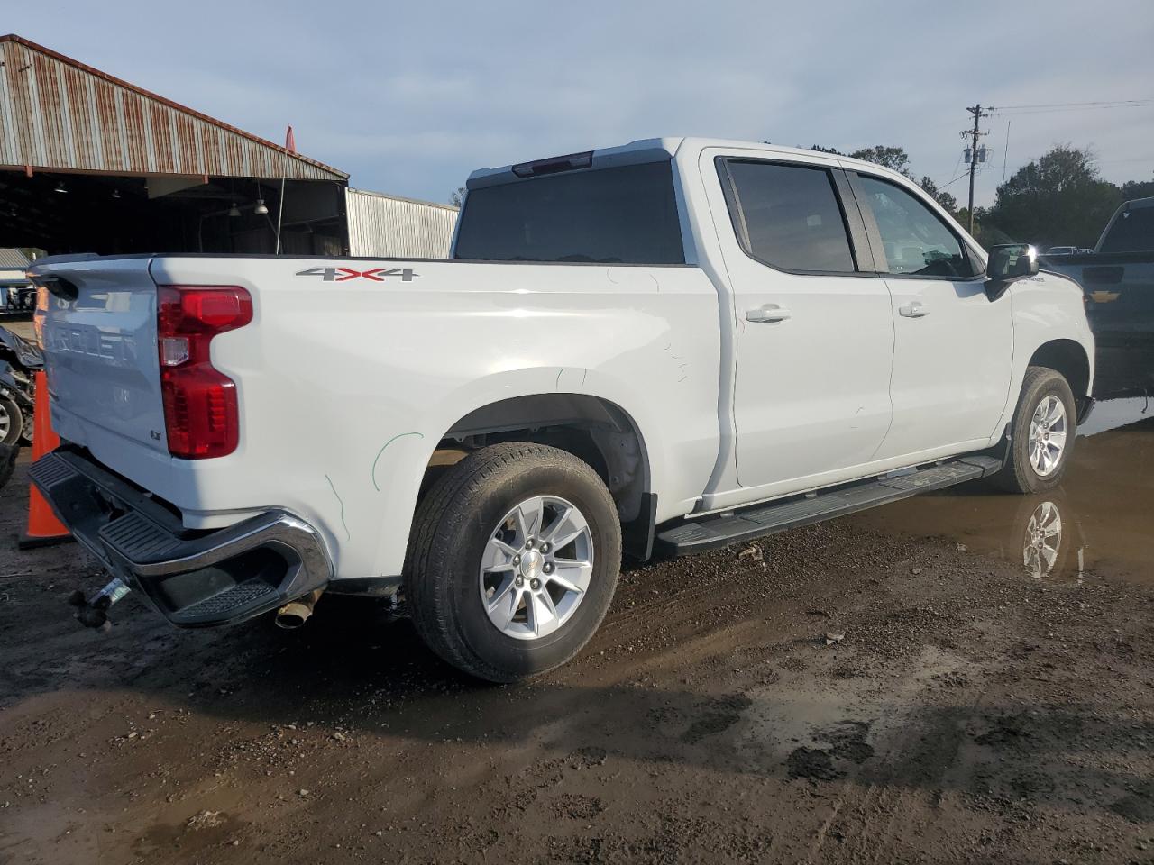 2023 Chevrolet Silverado - Image 3