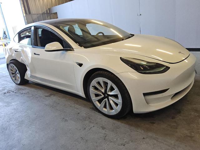  TESLA MODEL 3 2022 Белы