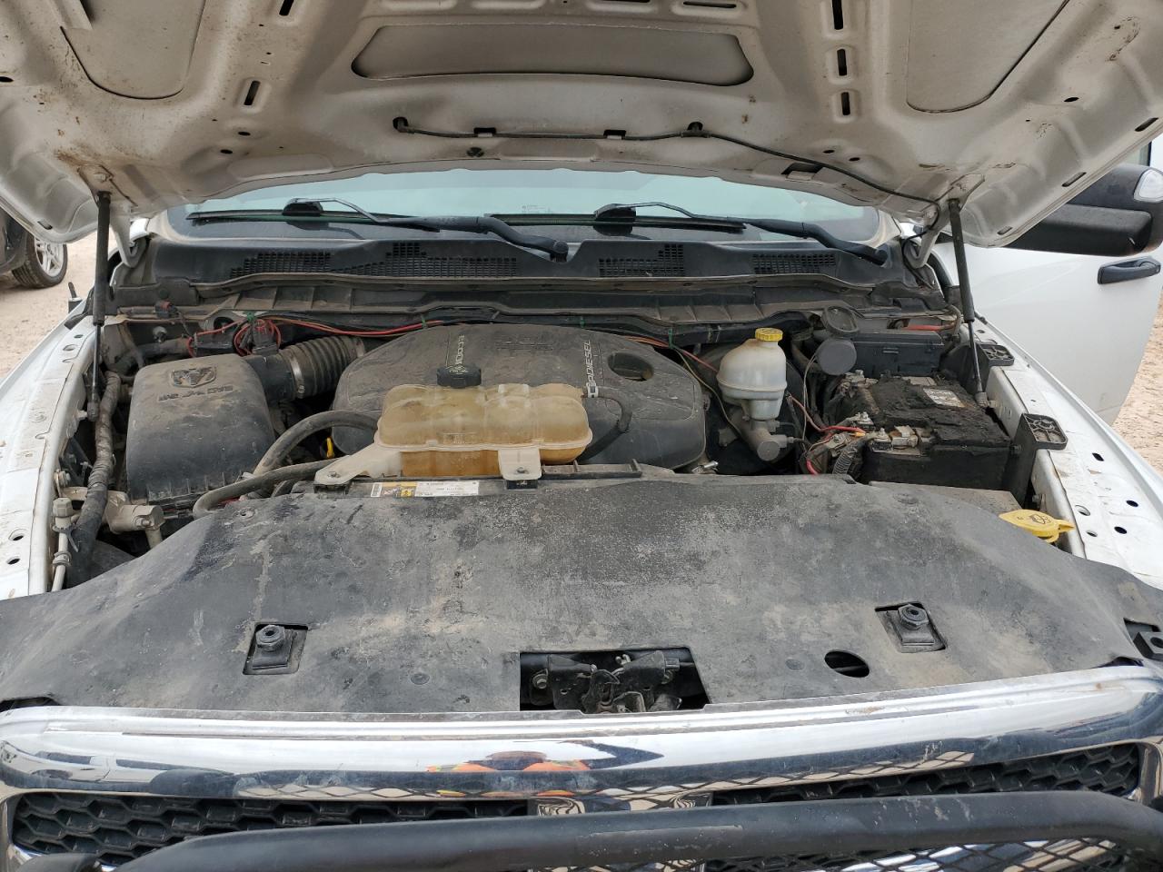 2016 RAM 1500 - Image 11