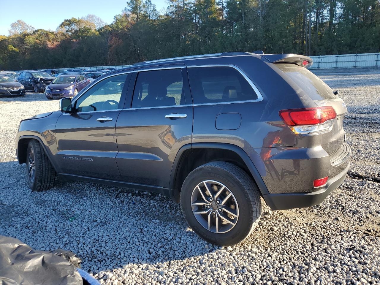 2020 Jeep Grand Cherokee - Image 2