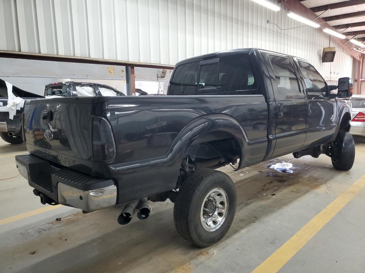 2011 Ford F250 - Image 3