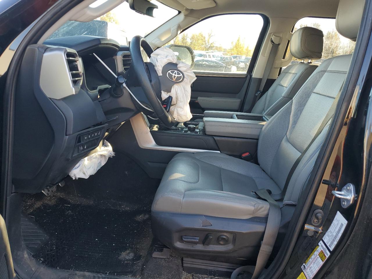 2022 Toyota Tundra - Image 7