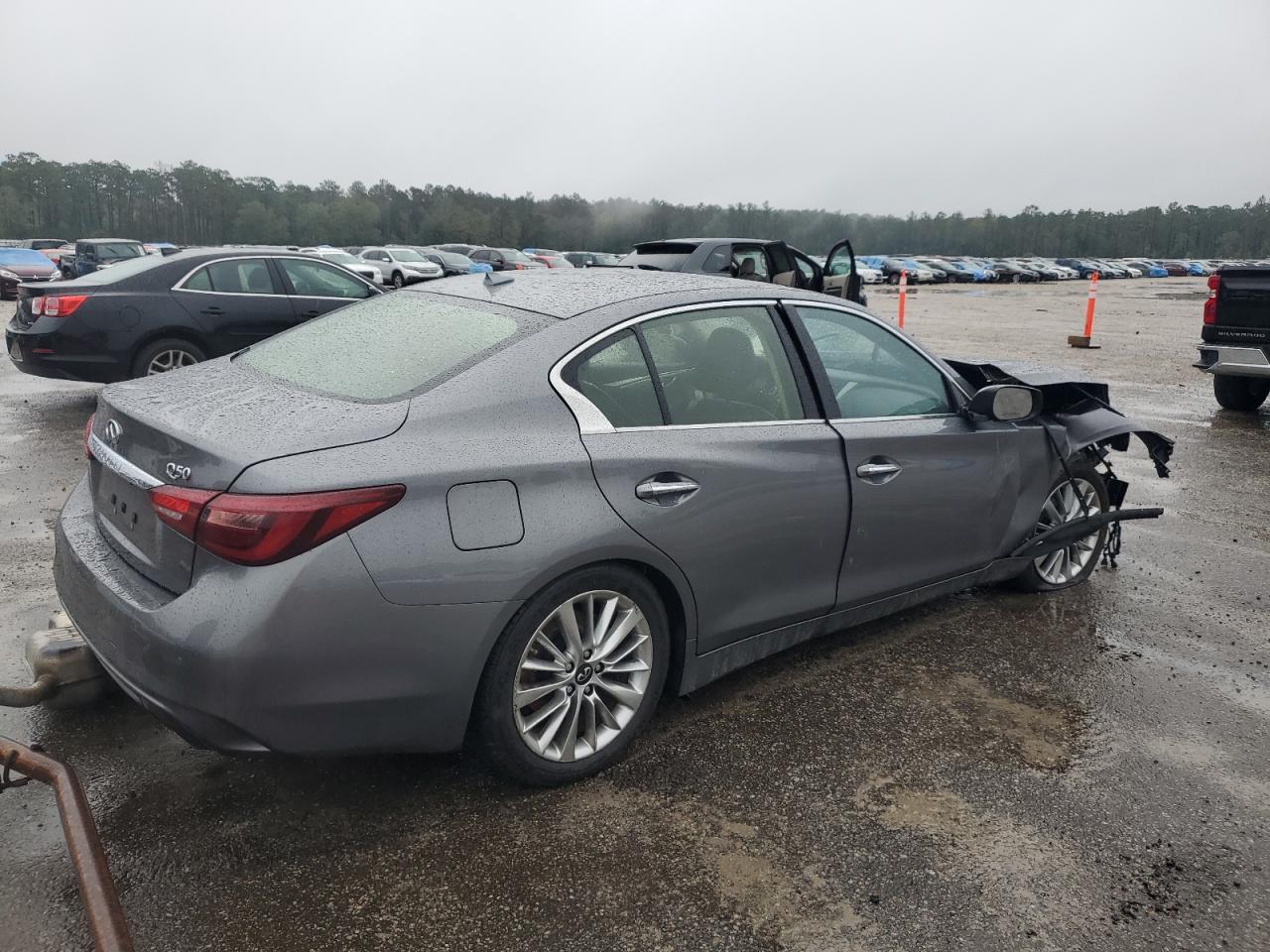 2021 Infiniti Q50 - Image 3