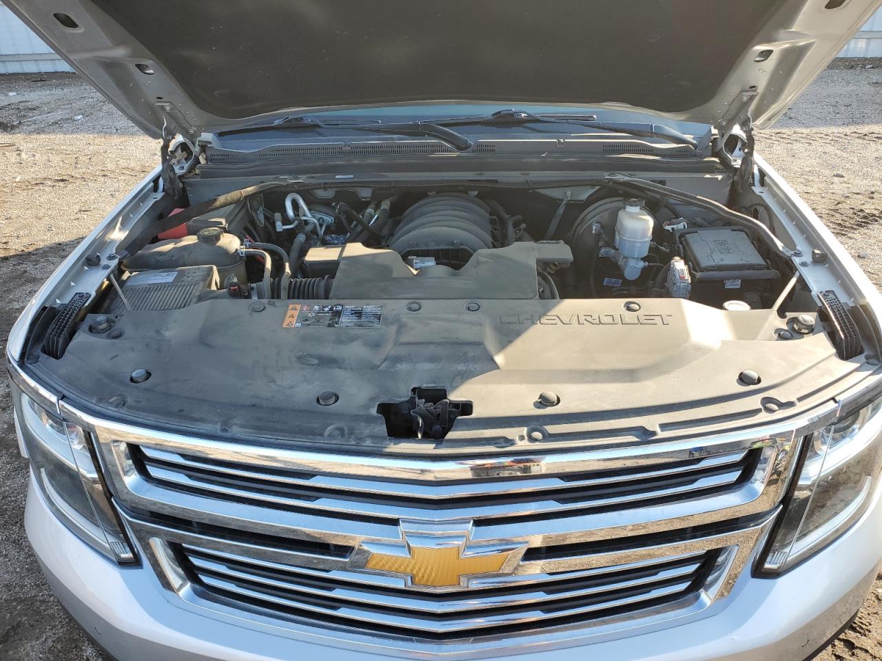 2019 Chevrolet Suburban - Image 12