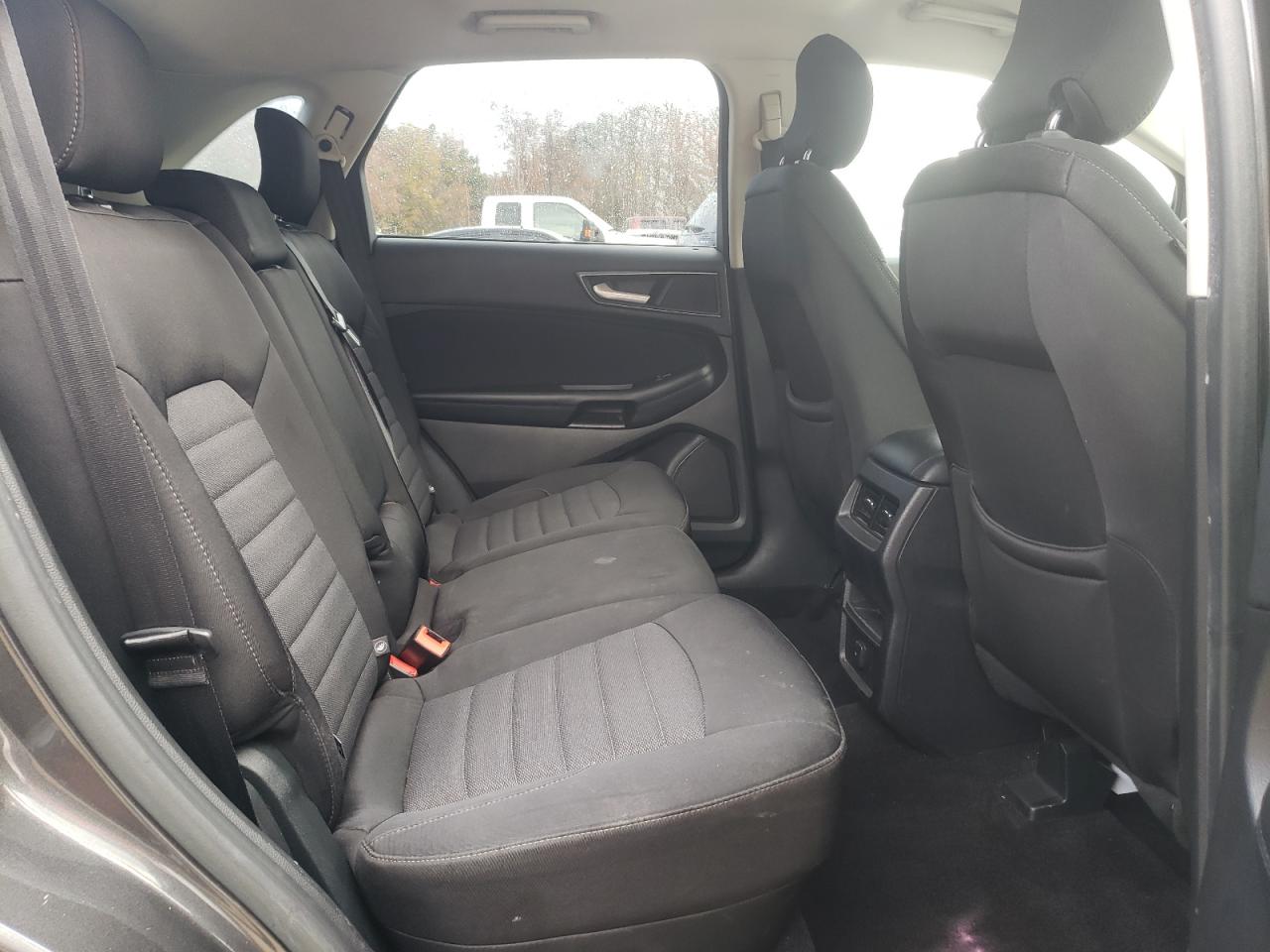 2016 Ford Edge - Image 11