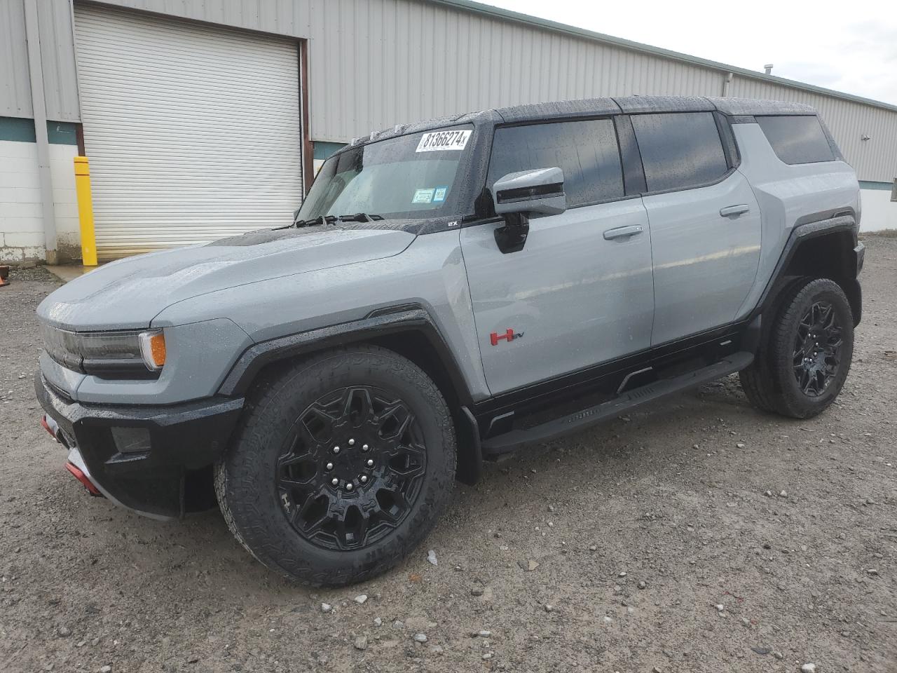 VIN 1GKB0NDE8RU103804 2024 GMC HUMMER SUV no.1