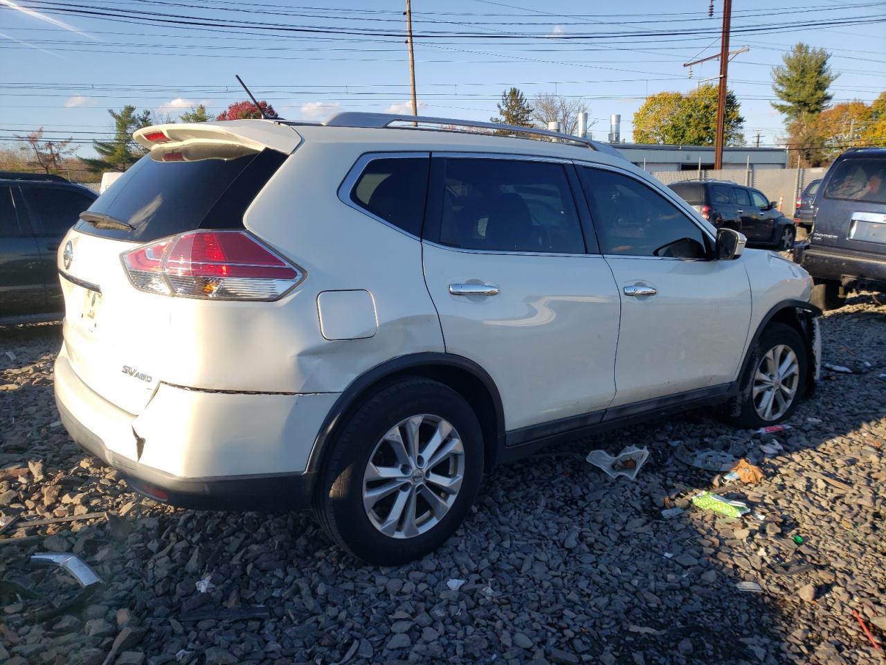 VIN 5N1AT2MV3FC764618 2015 NISSAN ROGUE no.3