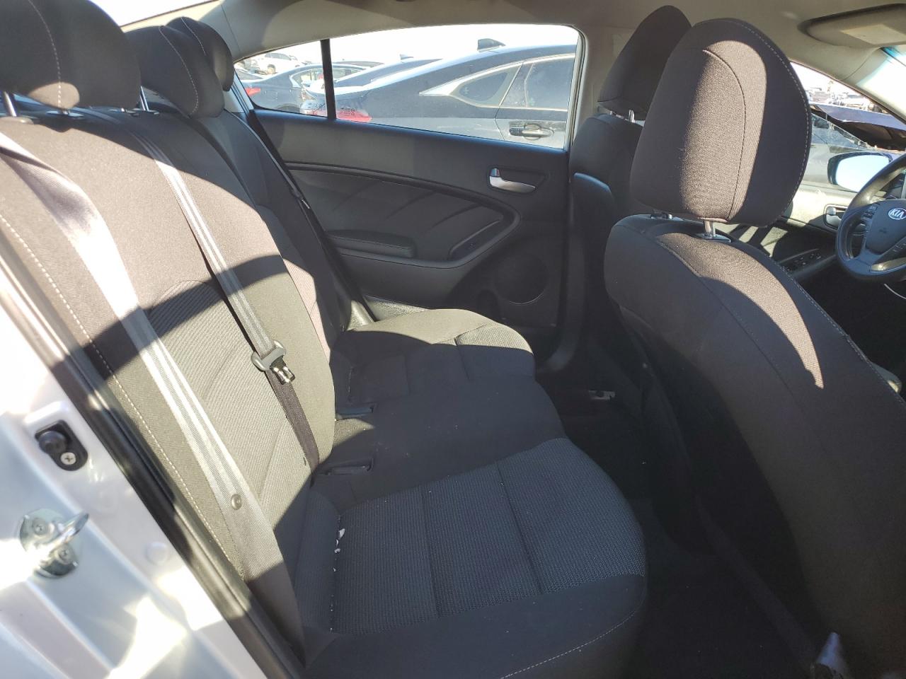 2018 Kia Forte - Image 10