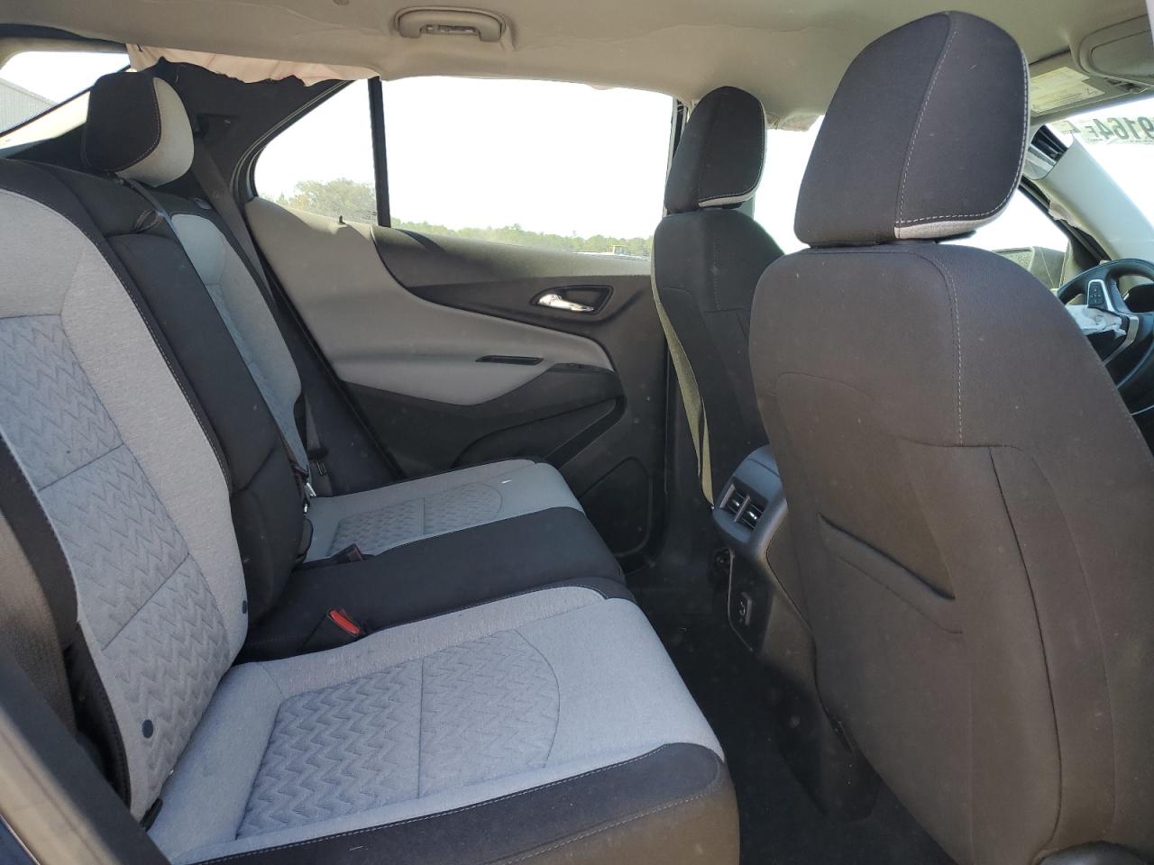 2022 Chevrolet Equinox - Image 11