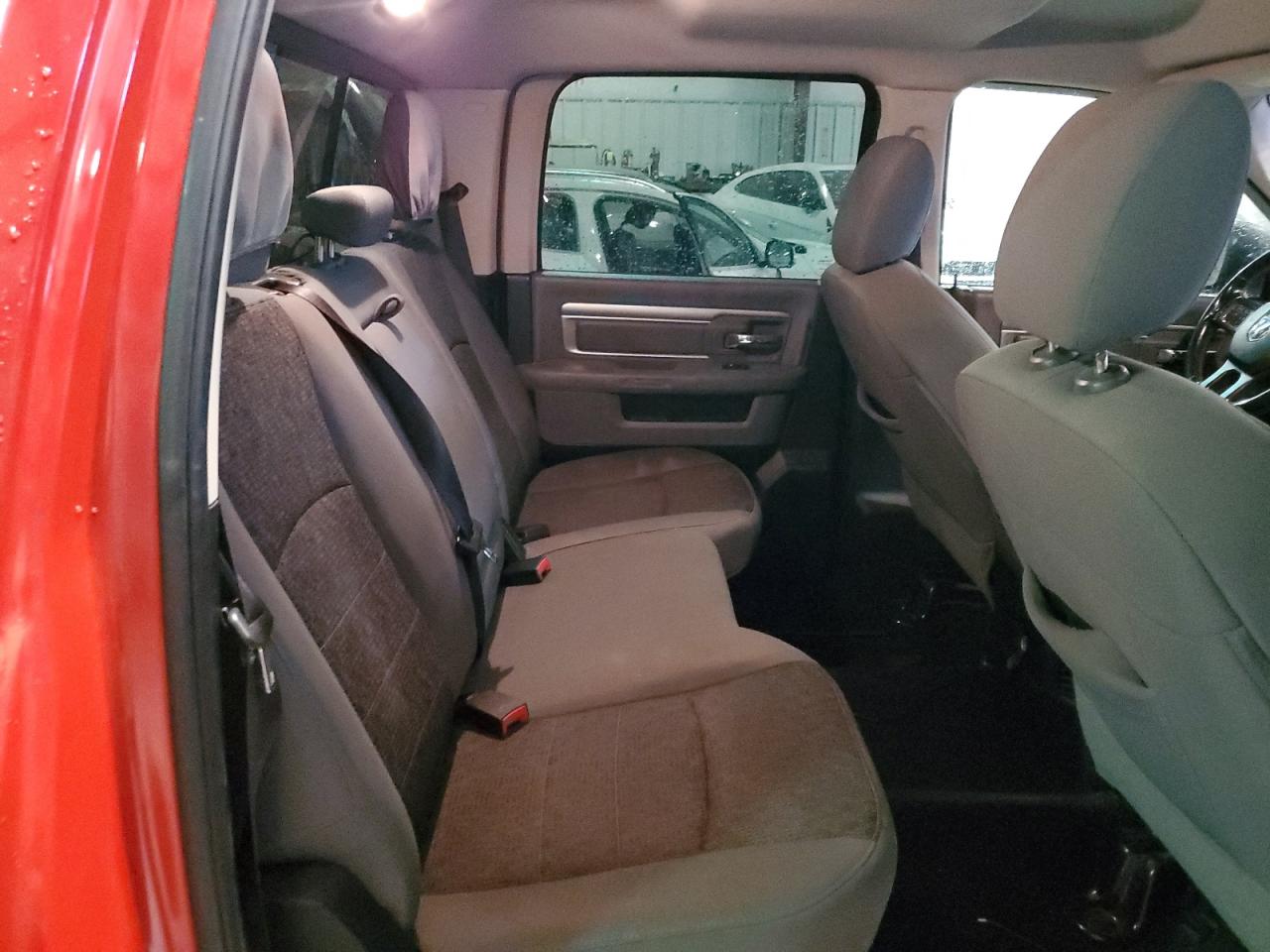 2015 RAM 1500 - Image 10