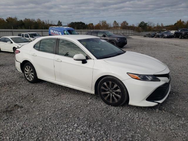  TOYOTA CAMRY 2018 Biały