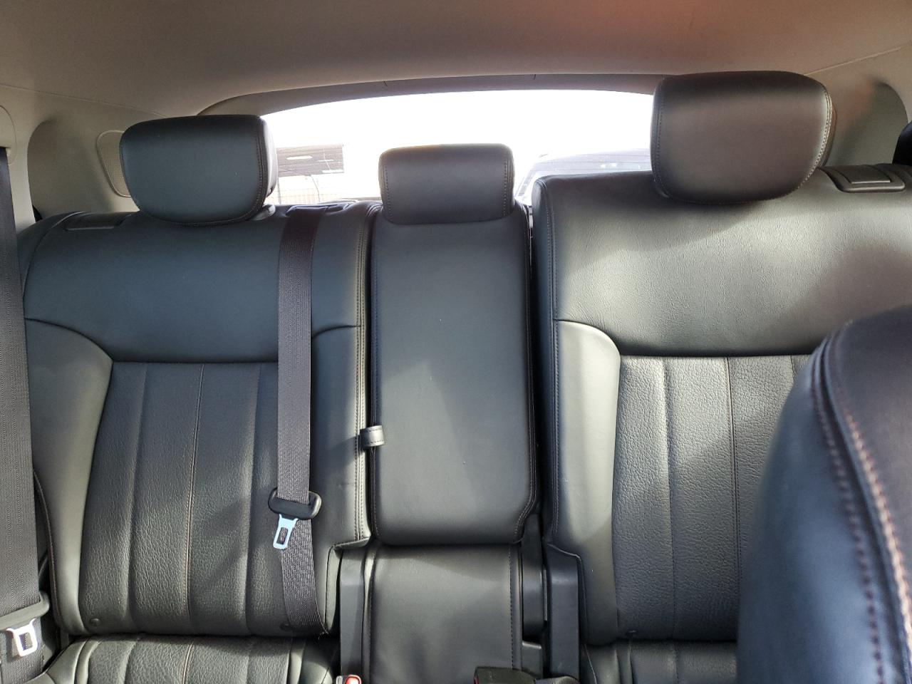 2014 Infiniti QX70 - Image 10