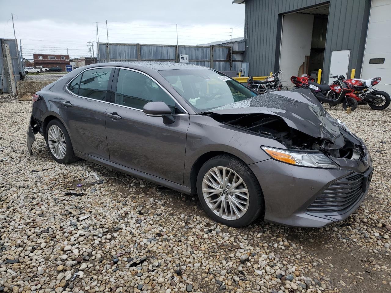 2018 Toyota Camry - Image 4