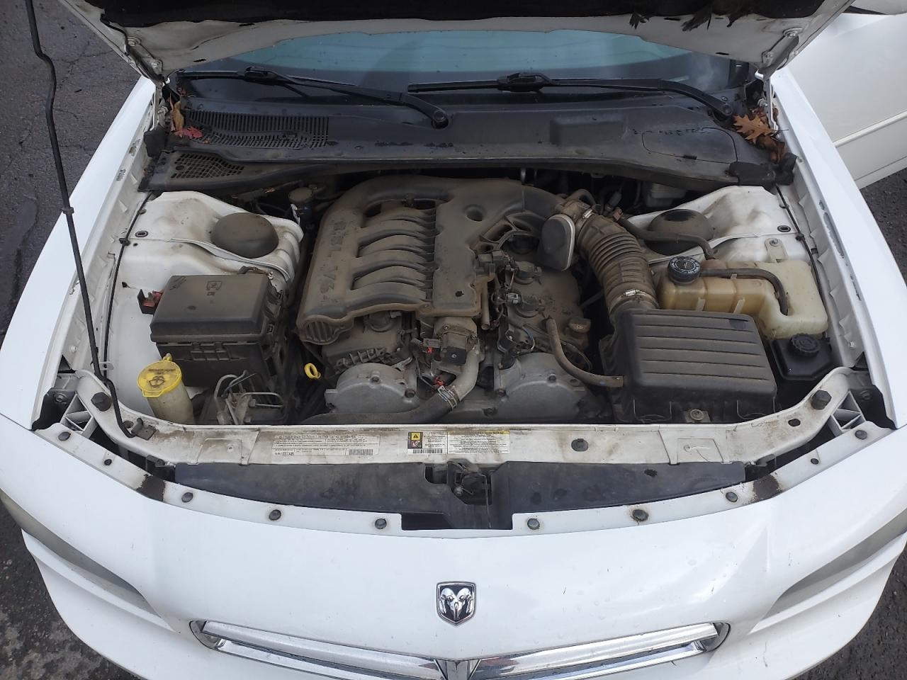 2010 Dodge Charger - Image 11