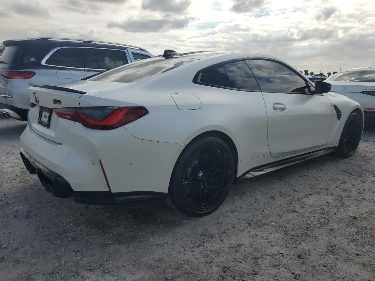 2022 BMW M4 - Image 3