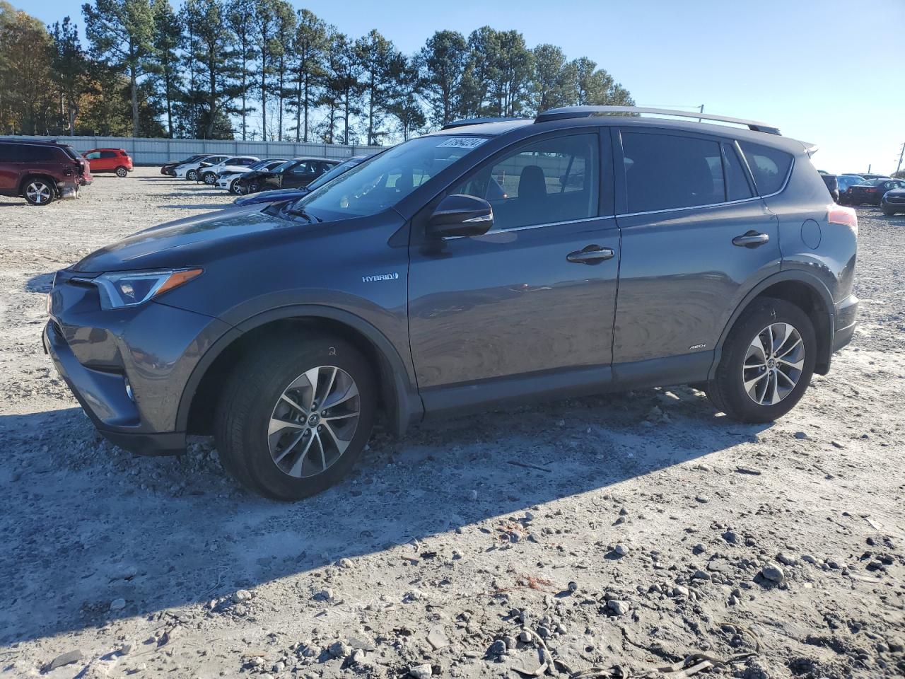 2018 Toyota RAV 4 - Image 1