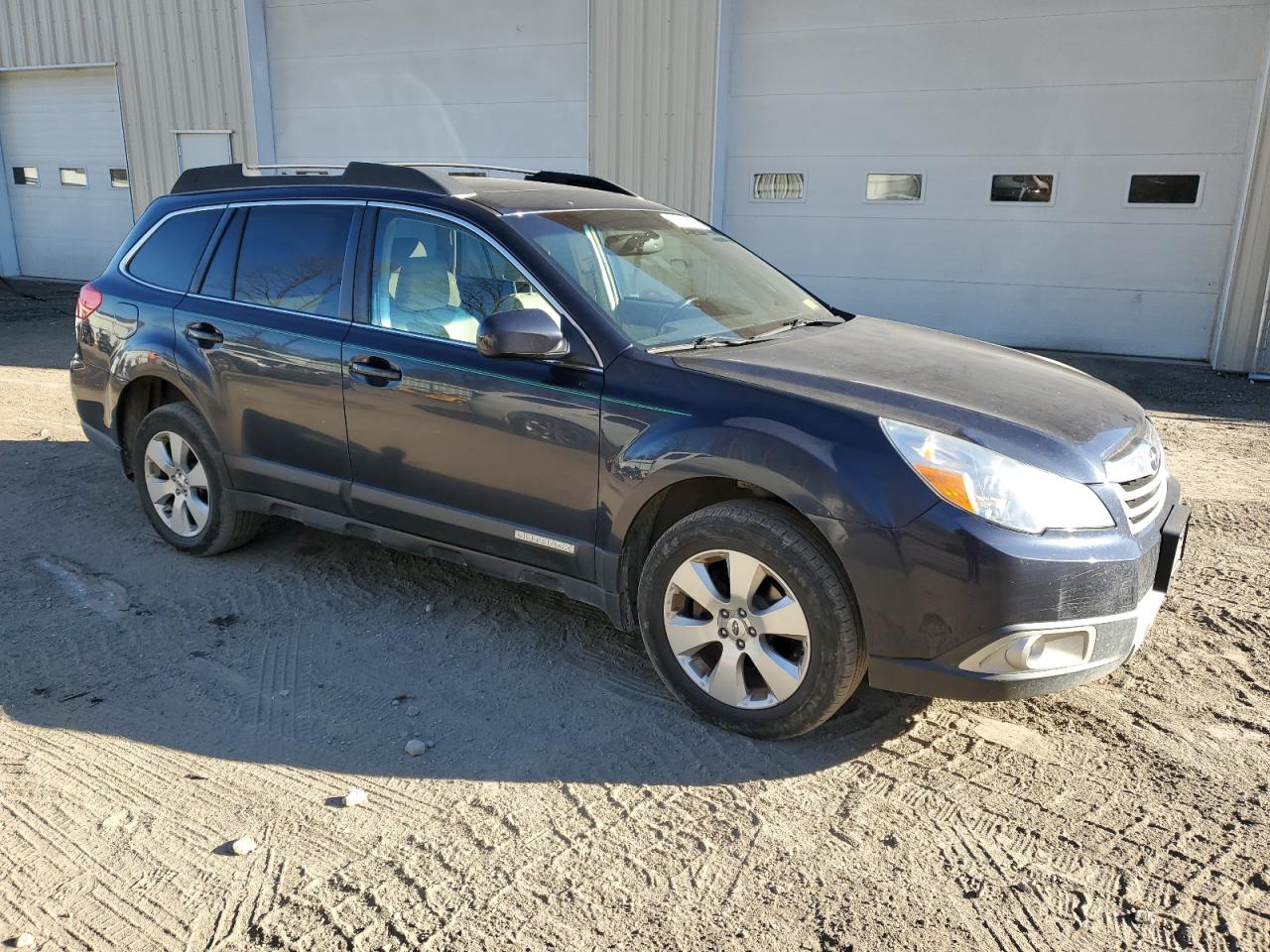 2012 Subaru Outback - Image 4