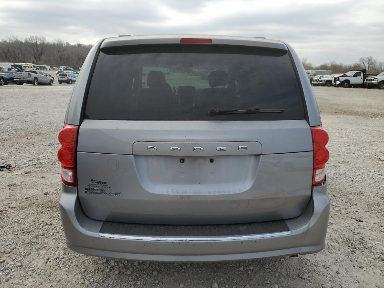 2013 Dodge Caravan - Image 5