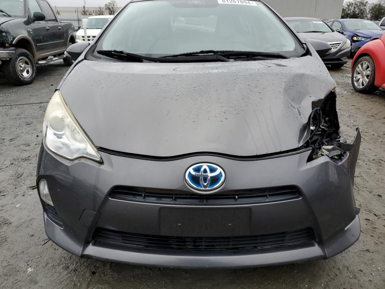 2014 Toyota Prius - Image 5