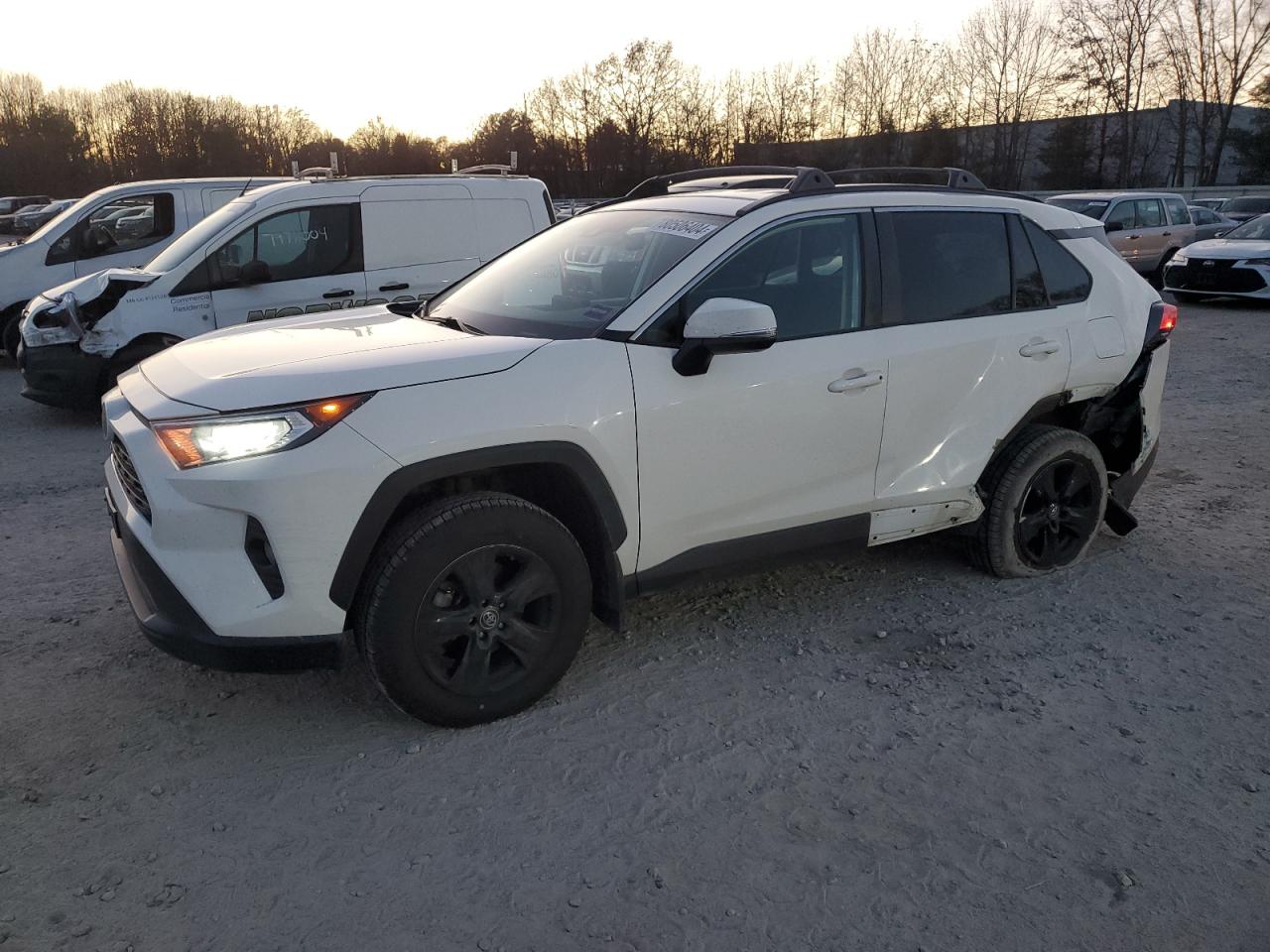 2021 Toyota RAV 4 - Image 1