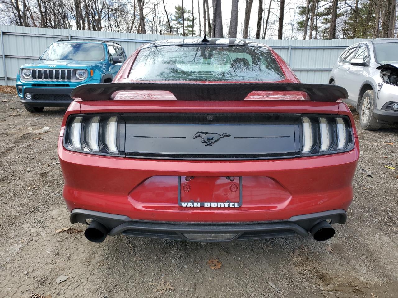 2020 Ford Mustang - Image 6