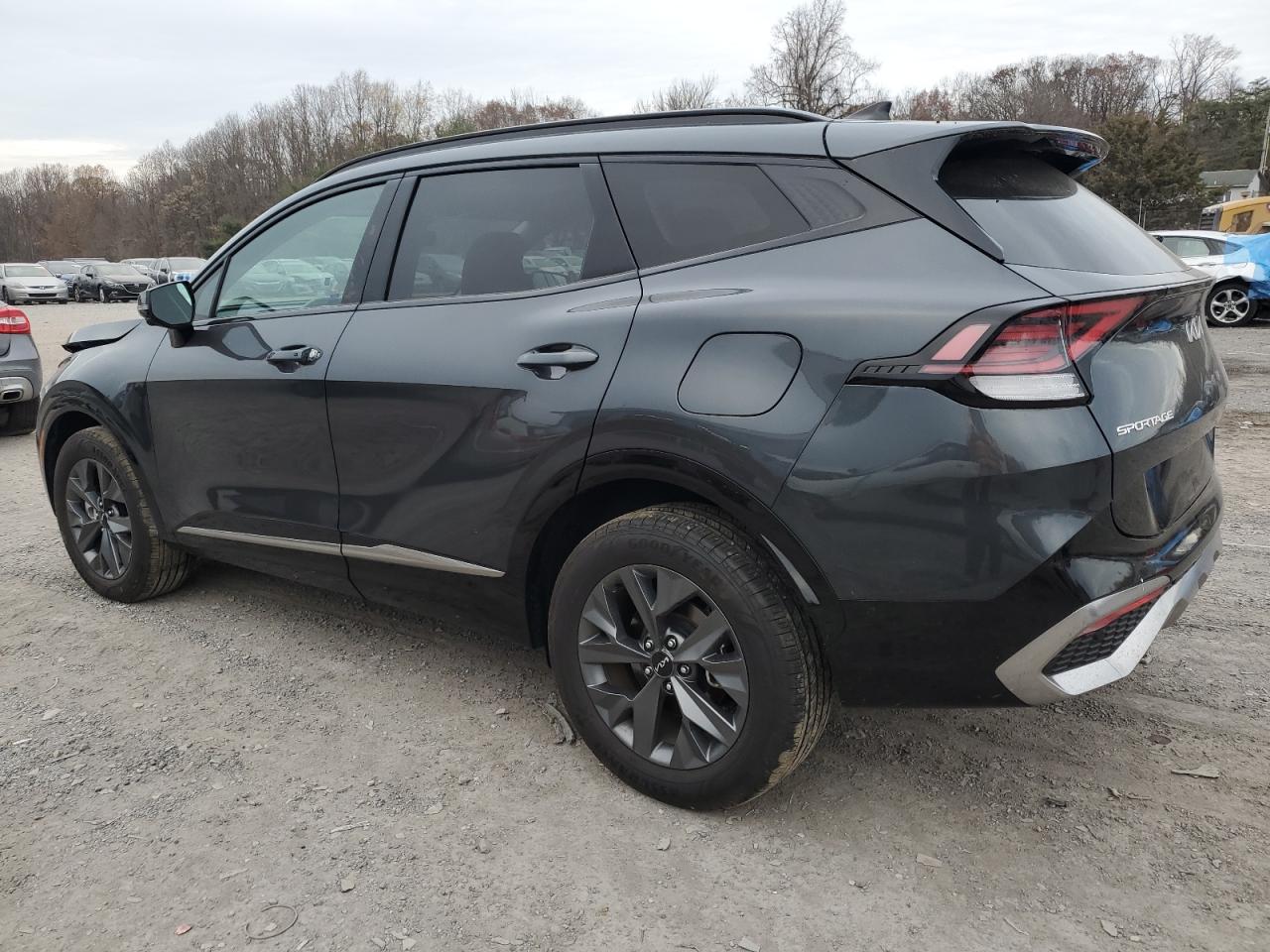 2023 Kia Sportage - Image 2