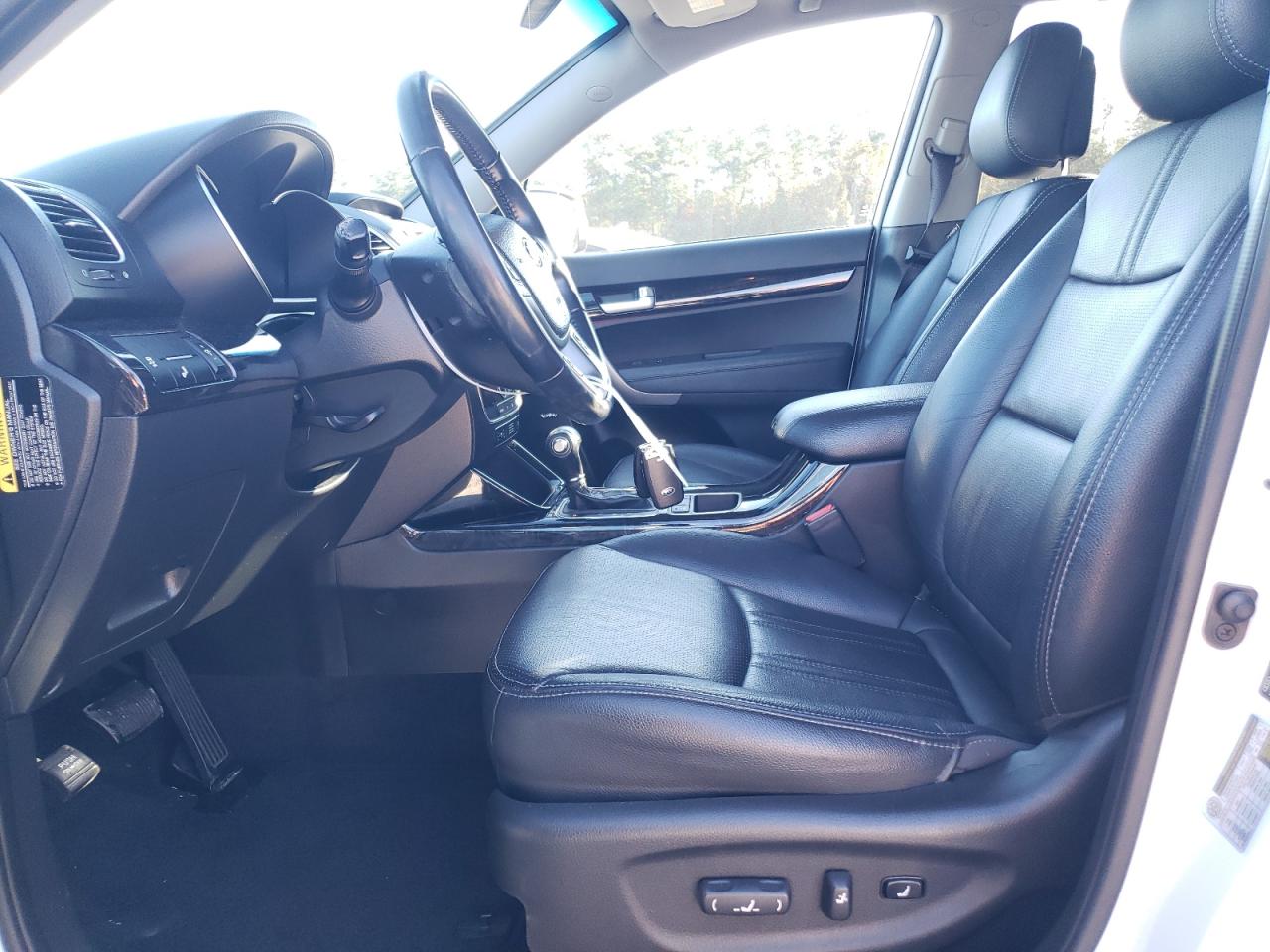 2015 Kia Sorento - Image 7