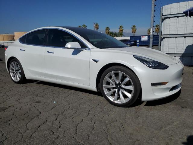  TESLA MODEL 3 2018 Белый