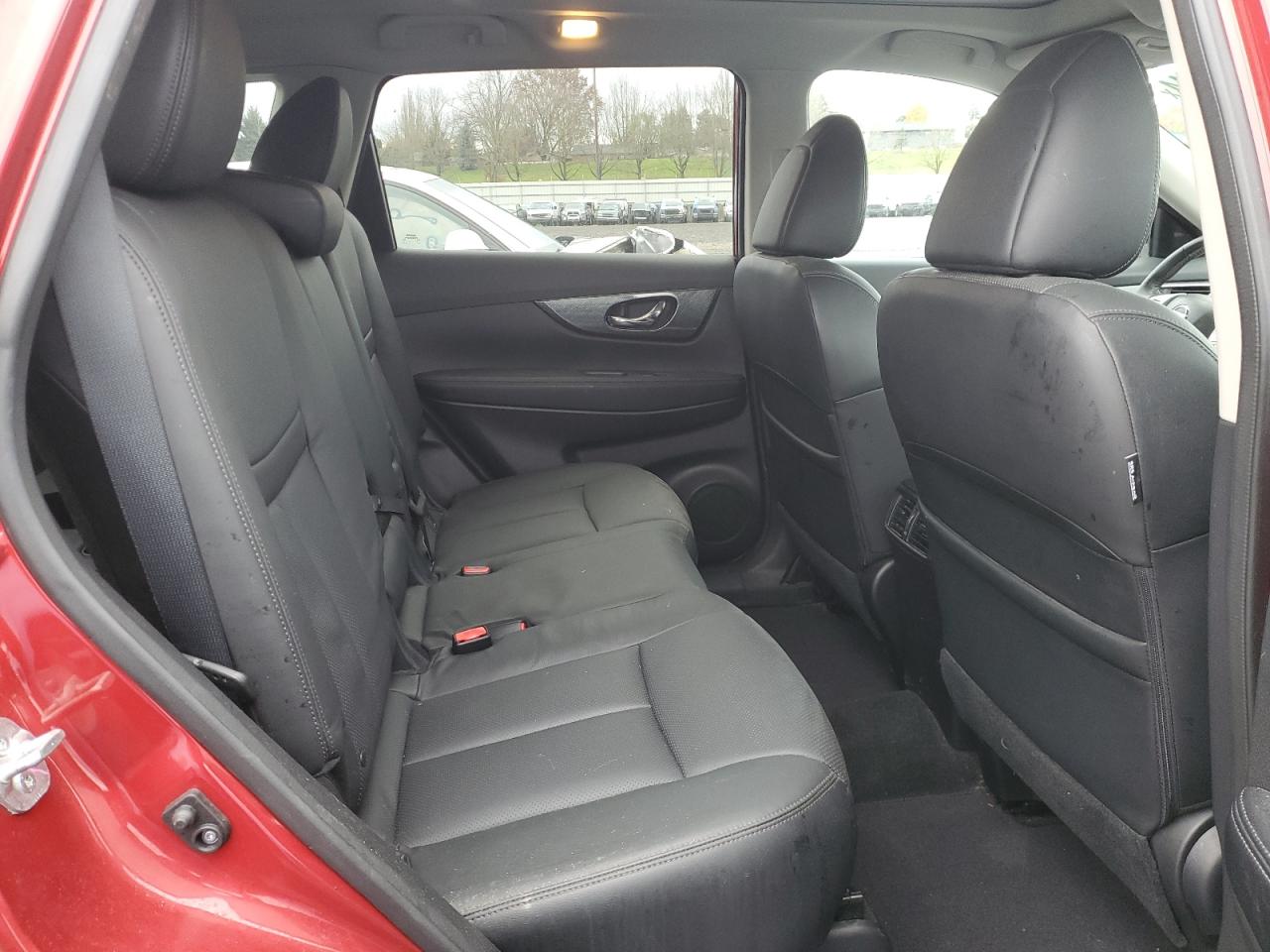 2014 Nissan Rogue - Image 11