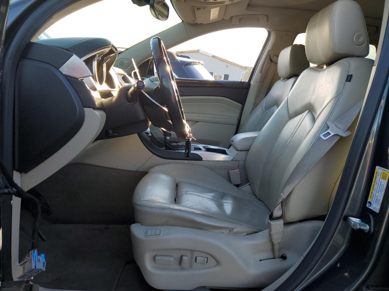 2010 Cadillac SRX - Image 7