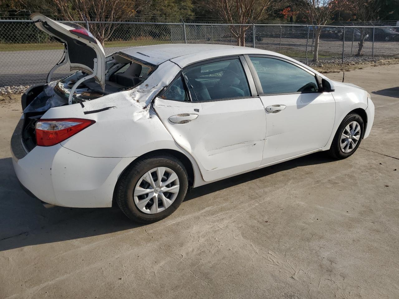 2014 Toyota Corolla - Image 3
