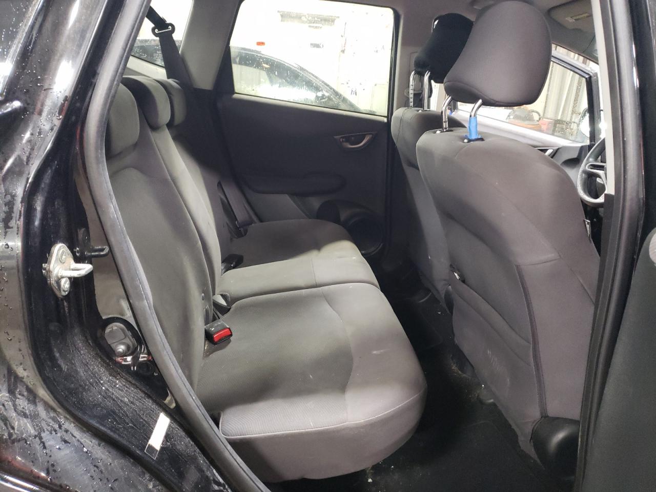 2010 Honda Fit - Image 10