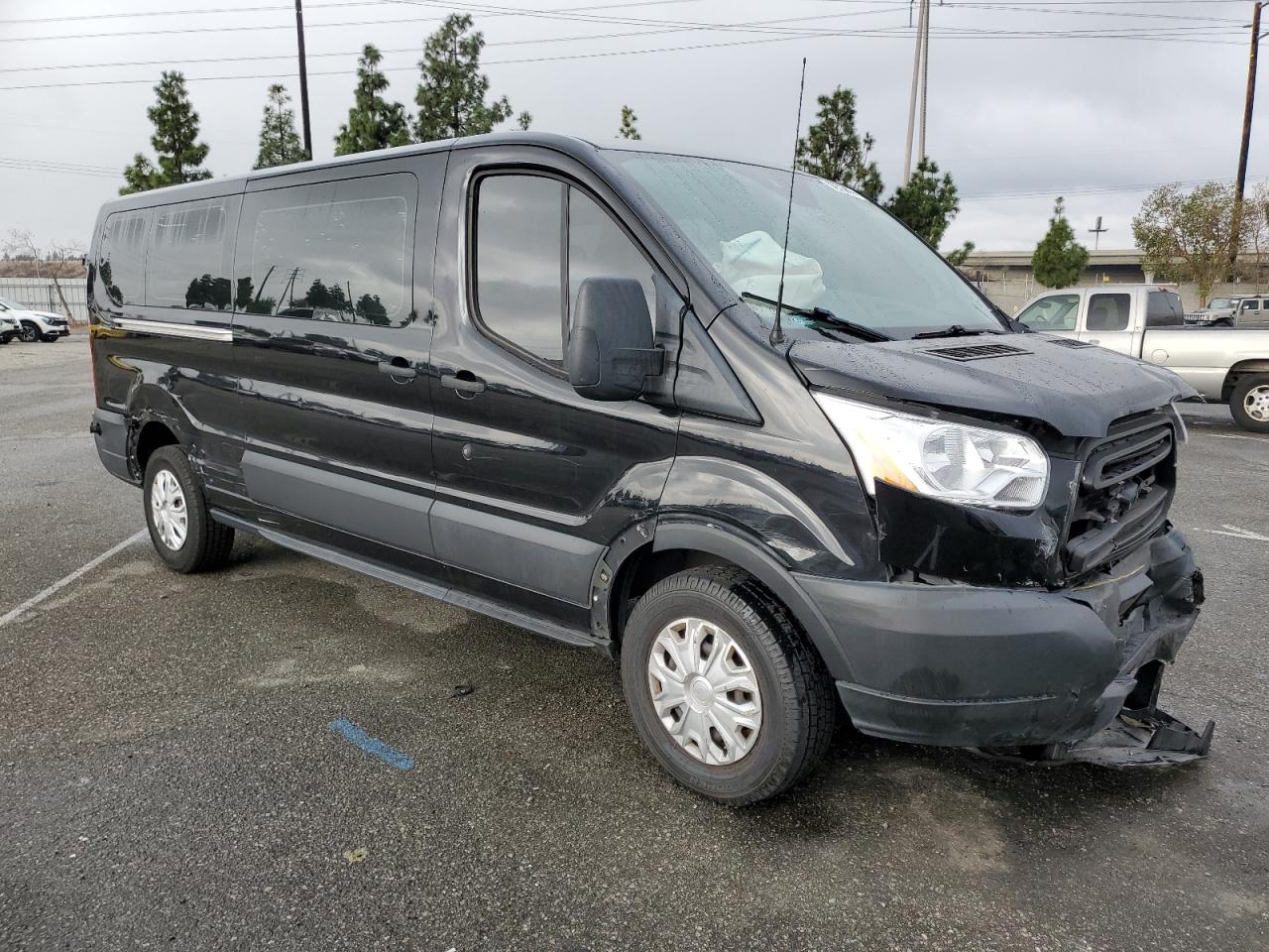 VIN 1FBZX2YM2KKA06013 2019 FORD TRANSIT no.4