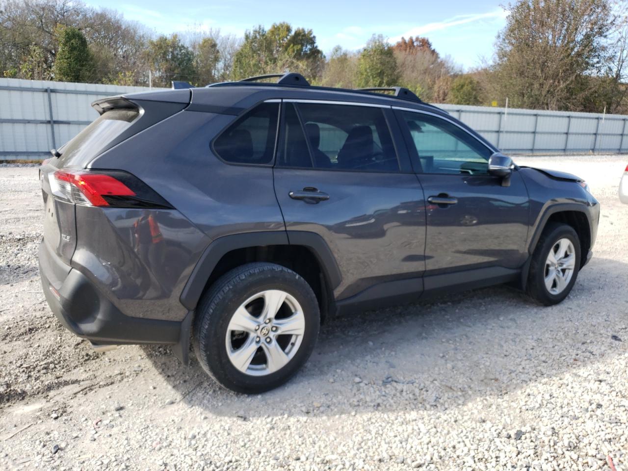 2021 Toyota RAV 4 - Image 3