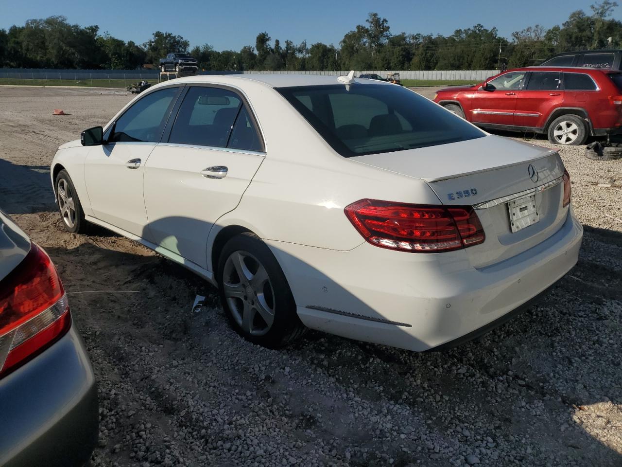 2014 Mercedes-Benz E 350 VIN: WDDHF5KB1EA887581 Lot: 80088454