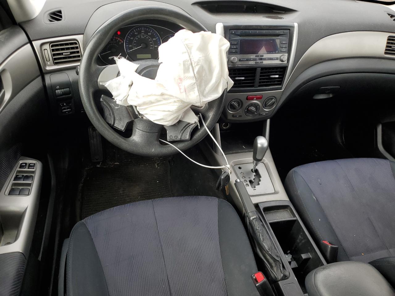 2010 Subaru Forester - Image 8