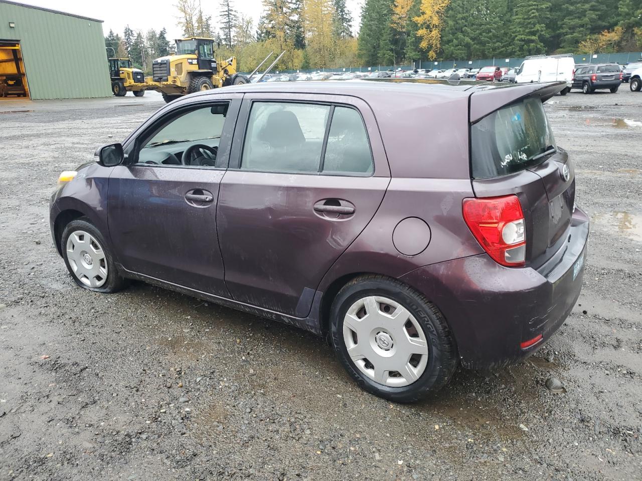 2010 Toyota xD - Image 2