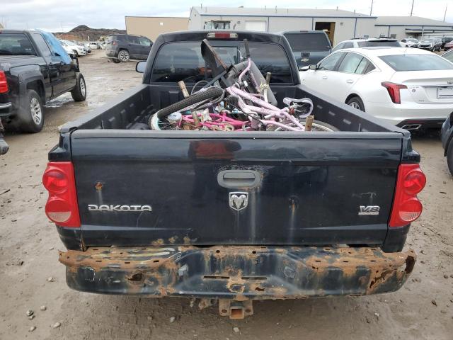 2005 DODGE DAKOTA SLT