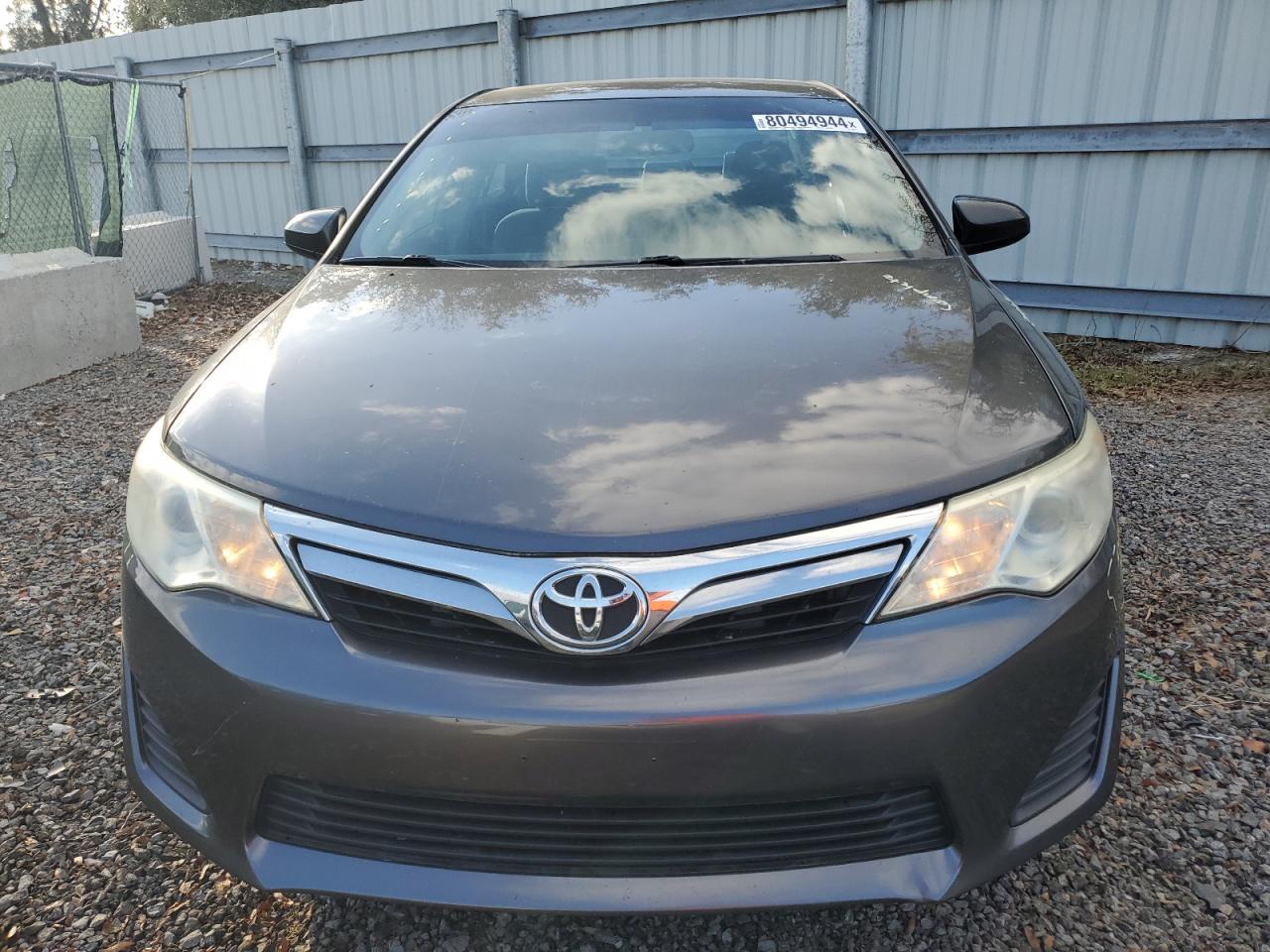 2014 Toyota Camry - Image 5