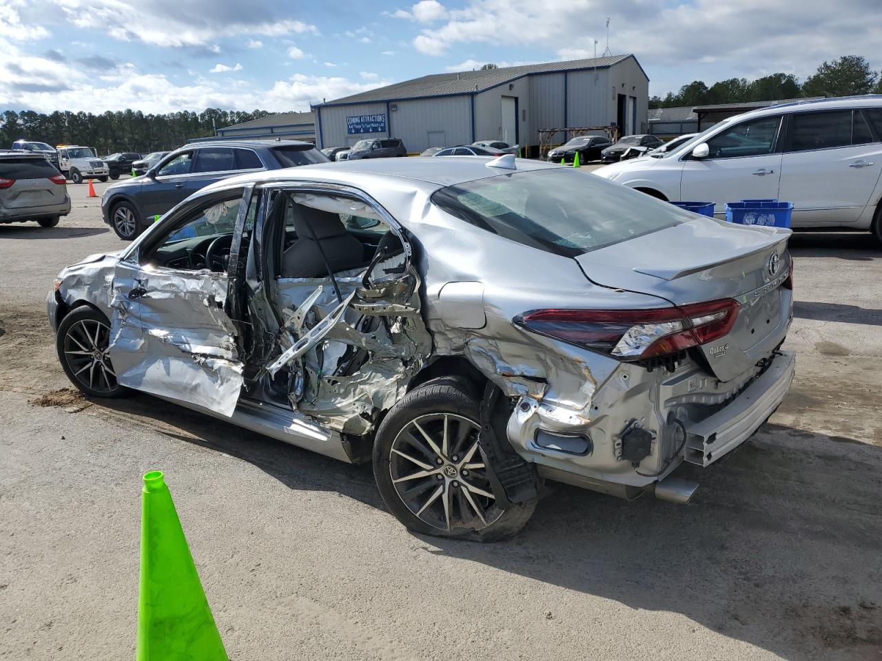 2021 Toyota Camry - Image 2