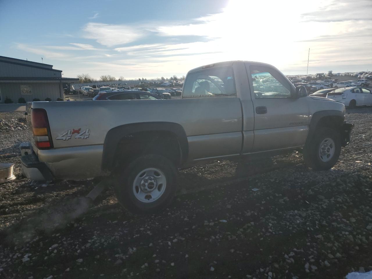 2004 GMC Sierra - Image 3